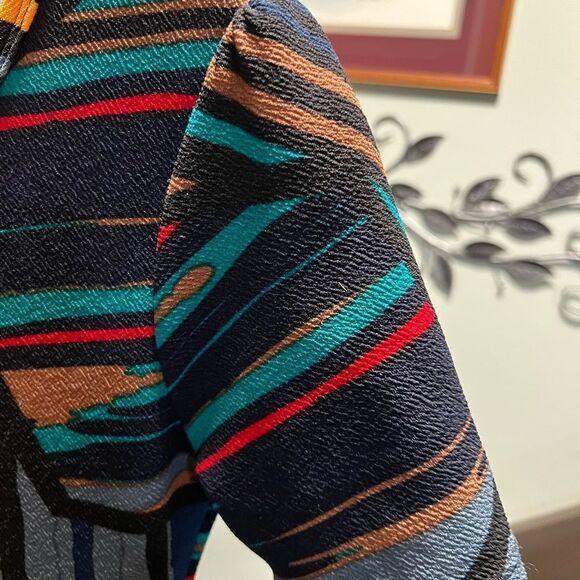 LuLaRoe Colorful Geometric Pattern Dress Size XS #107 - Picture 4 of 6